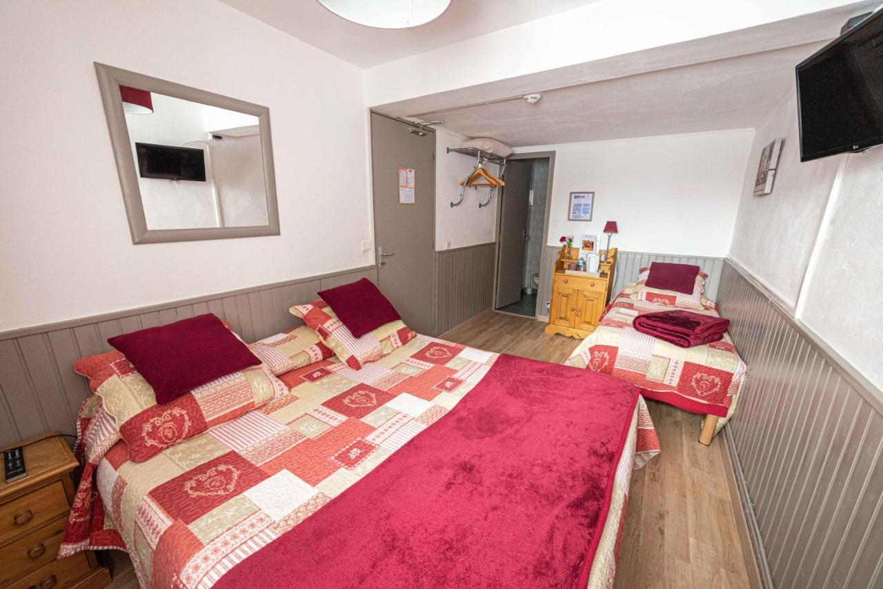 Hotel la Source Allos Exterior foto