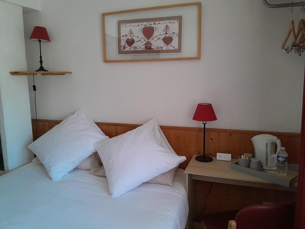 Hotel la Source Allos Exterior foto